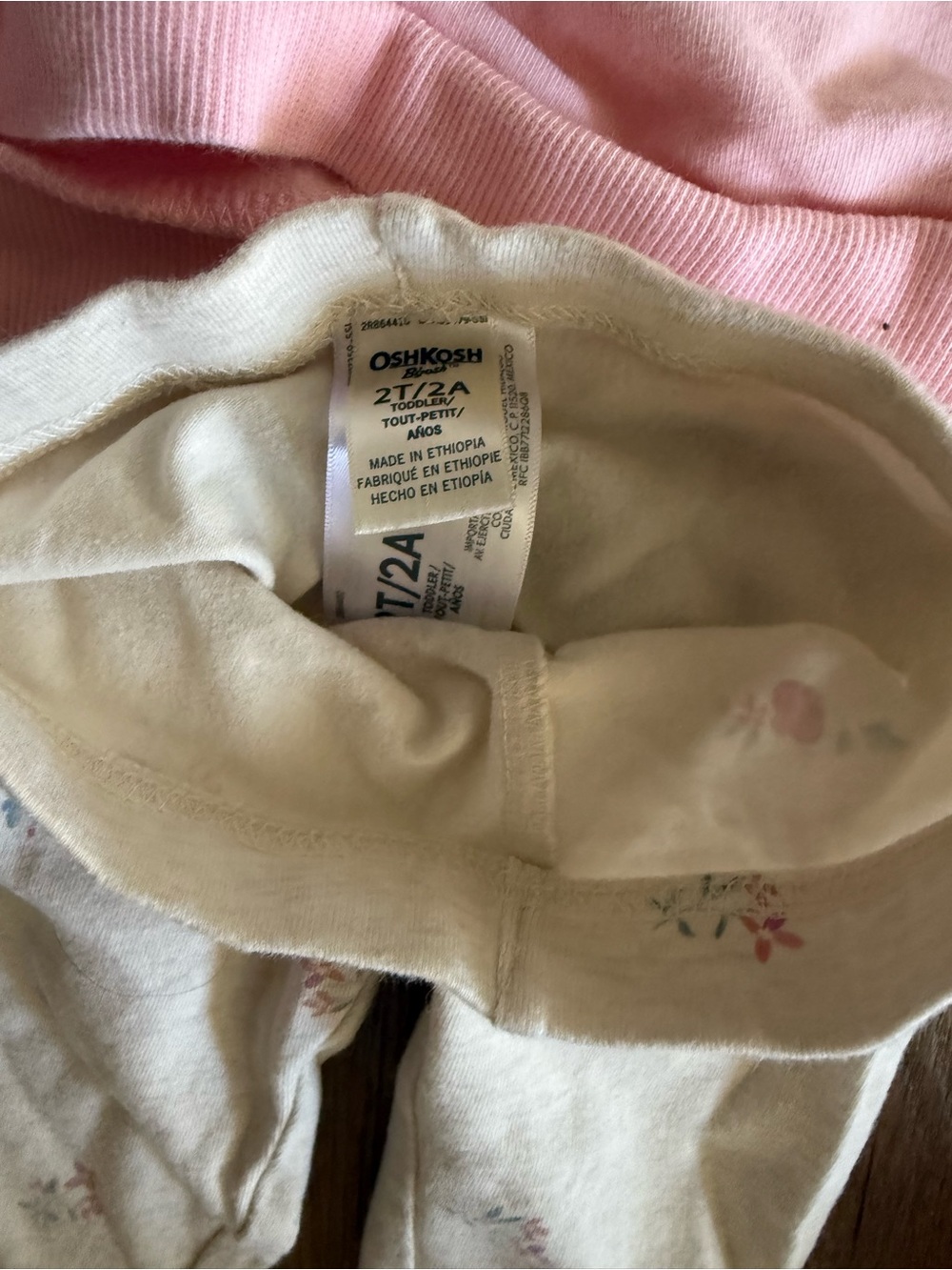 2T Girls 3-Piece Outfit Bundle - Picture 4 of 6